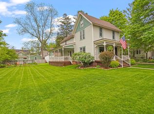 516 E Jefferson St, Oconomowoc, WI