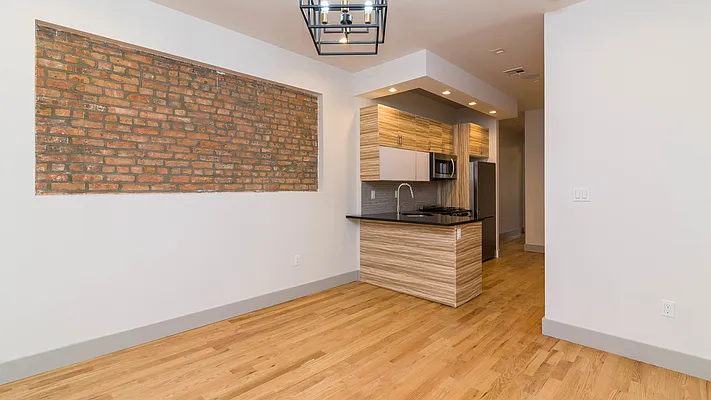 Rented by Nooklyn NYC LLC | media 8