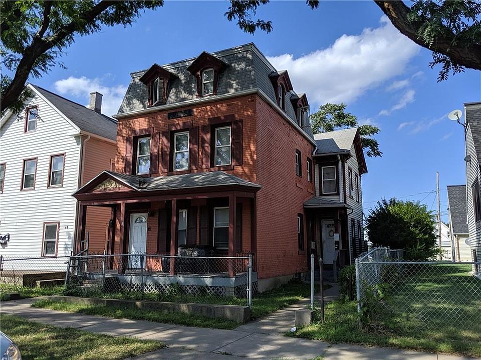 2nd image of 18 Weld St