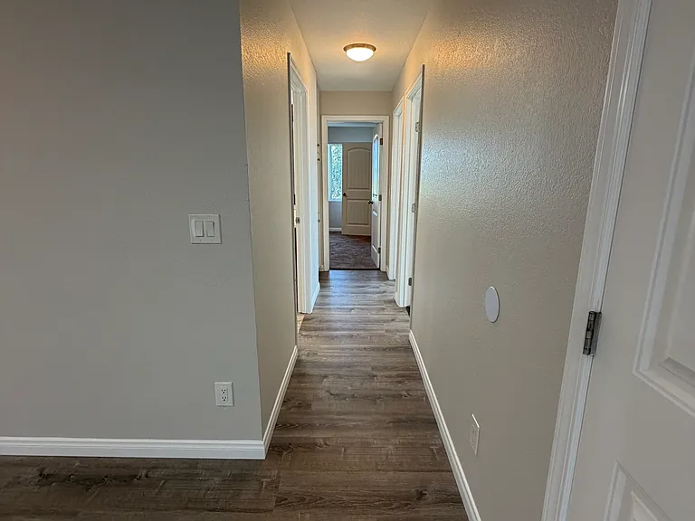 84 Kingswood Dr #5 — Photo 1