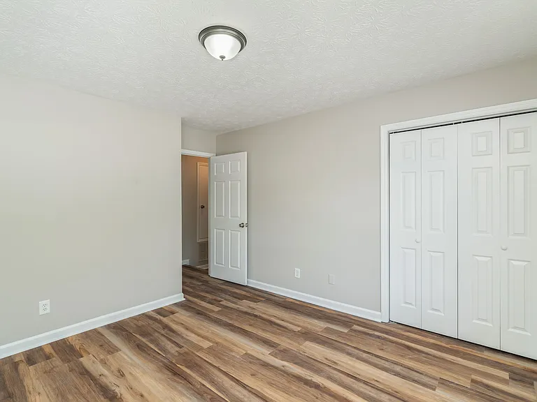1210 Pin Oak Dr — Photo 13