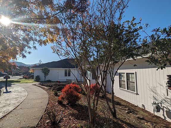 4th image of 4977 Hoen Ave