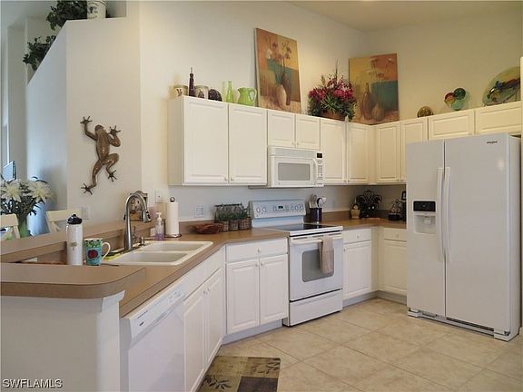 3rd image of 10133 Colonial Country Club Blvd APT 1308