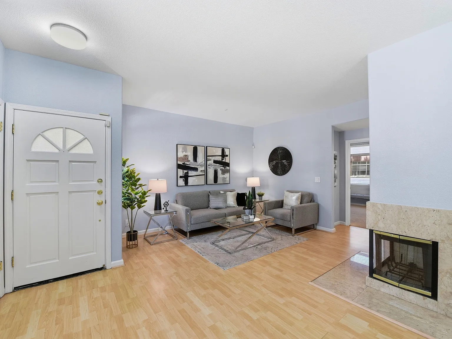 2 bed, 1305 sqft, $3,800 — Photo 3