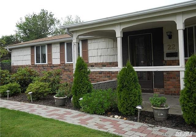 1st image of 22 College Dr