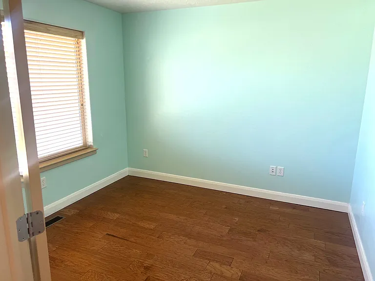 320 S 1125th Way W — Photo 6