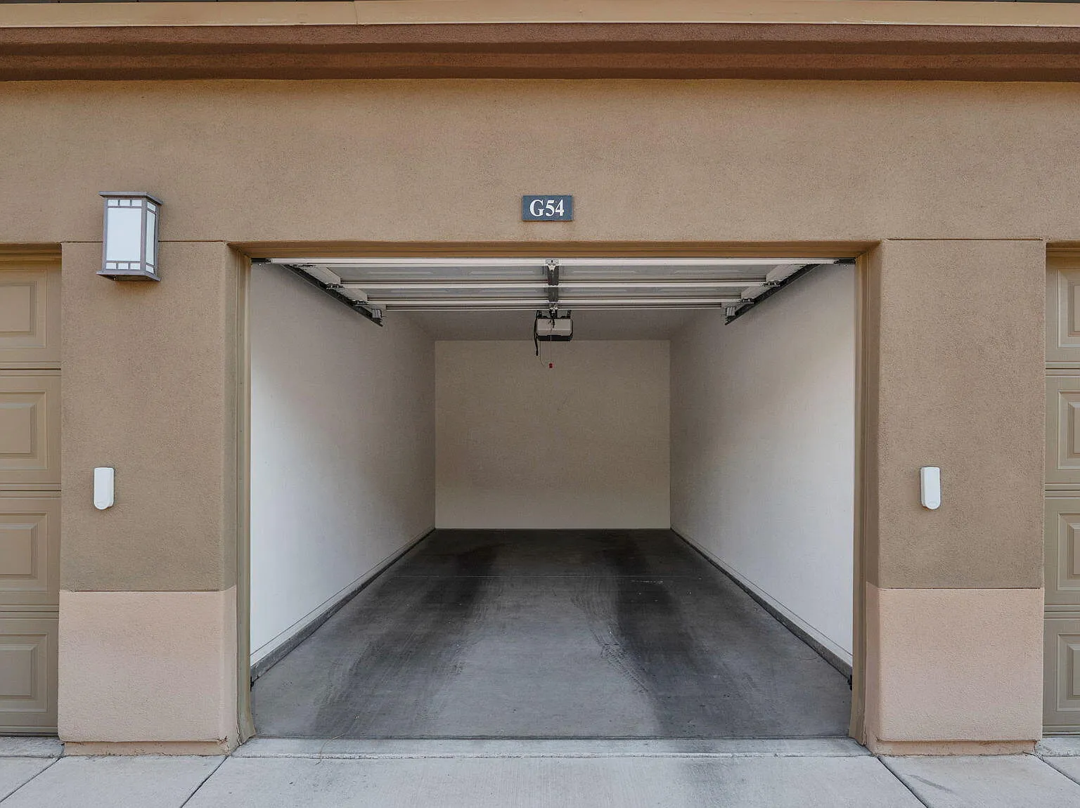 2 bed, 2.0 bath, 1266 sqft, $2,600 — Photo 4