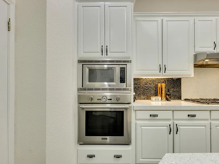 8908 Pepper Rock Dr — Photo 10