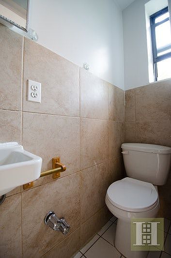 1st image of 2125 1st Ave APT 4N