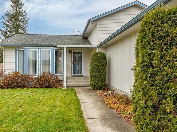 4th image of 20016 E Grace Ln