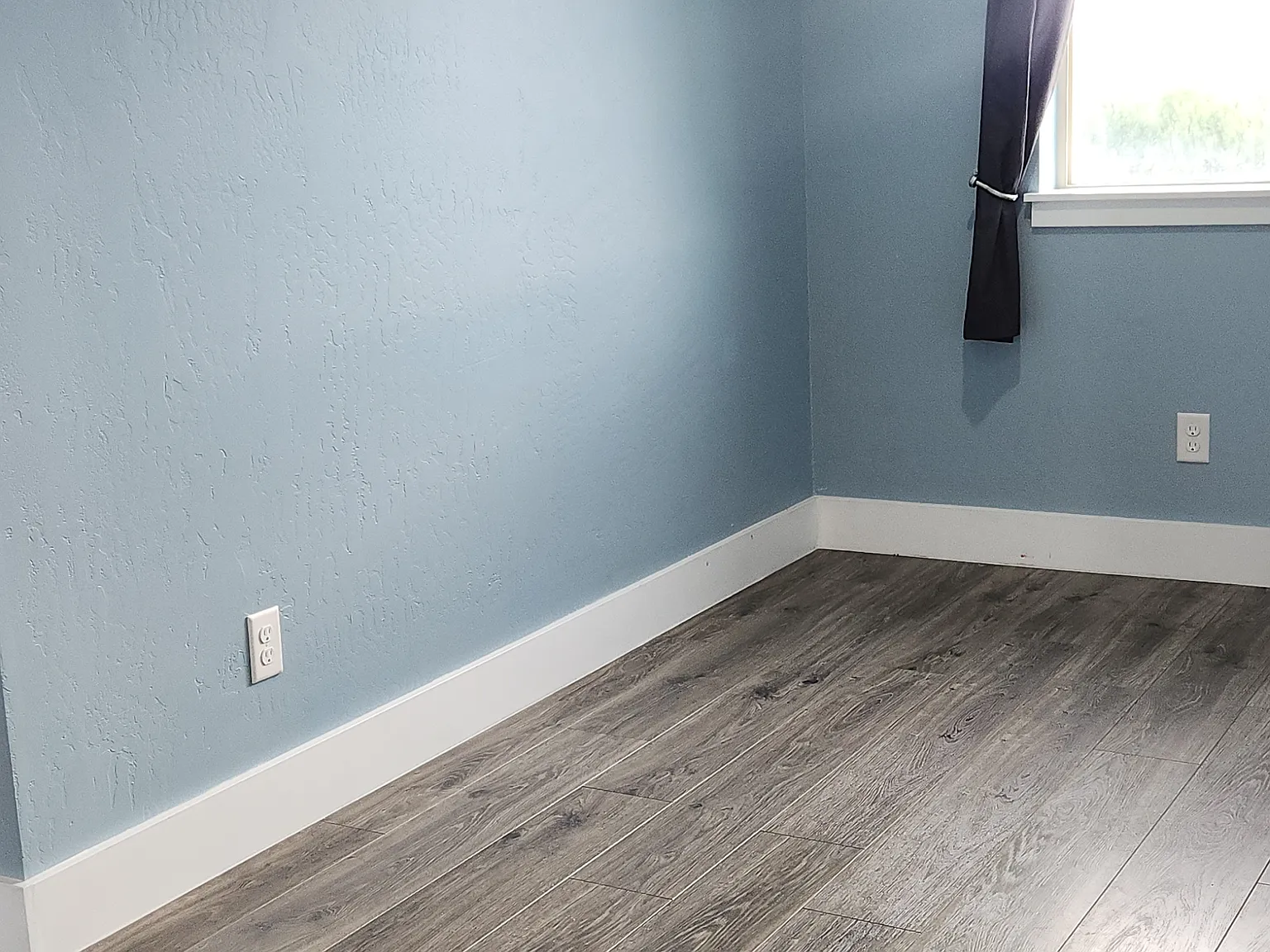 212 N Constitution Dr — Photo 4