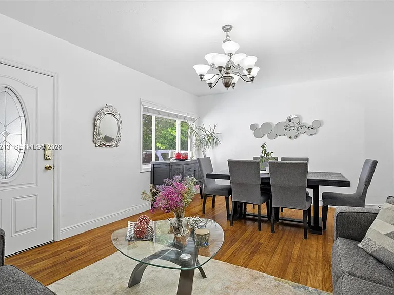 104 SW 40th Ave — Photo 31