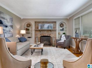 137 Parkway Dr, Trussville, AL 35173