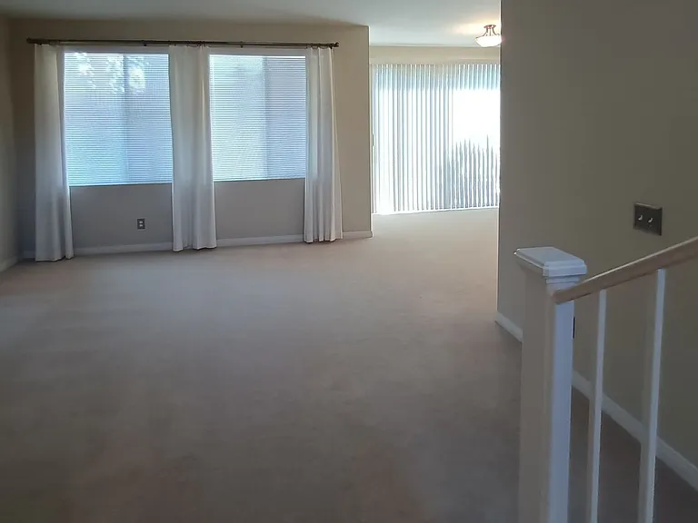 1152 La Vida Ct — Photo 3