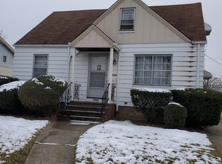 22430 Nicholas Ave, Euclid, OH 44123