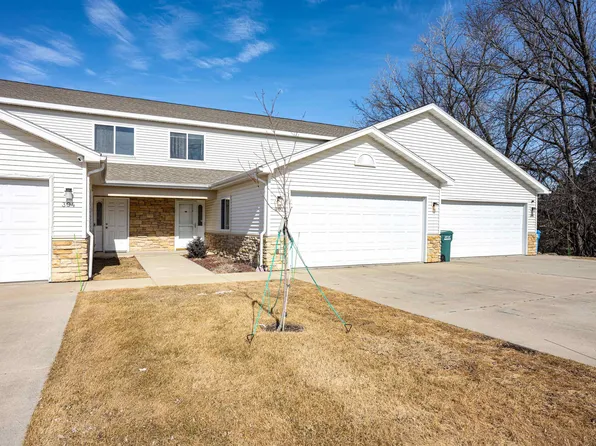 302 Mine Rd, Baraboo, WI 53913