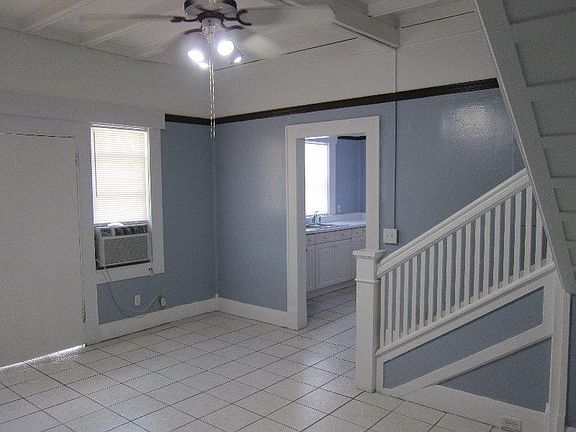 2nd image of 607 E Louisiana Ave APT 2