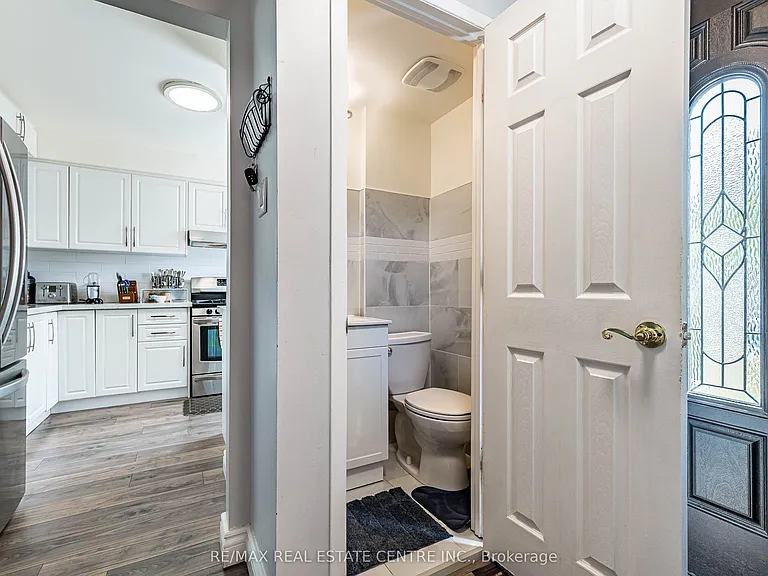 937 Blairholm Ave #UPPER — Photo 11