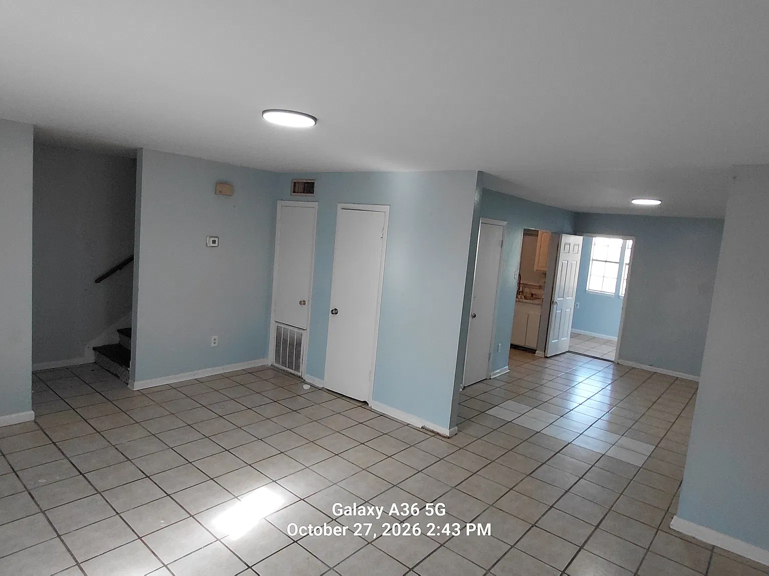 3 bed, 1300 sqft, $1,250 — Photo 3
