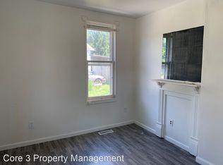 1814 N 14th St, Springfield, IL 62702