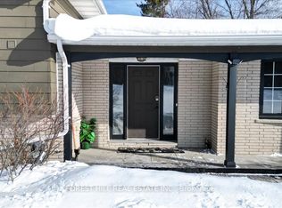 1143 Connaught Dr, Selwyn, ON K0L1T0