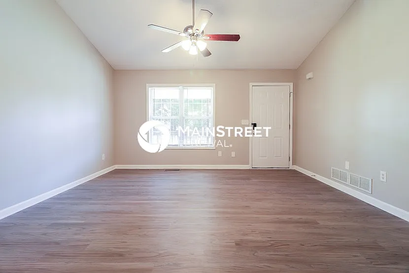 154 Wyngate Ct — Photo 4
