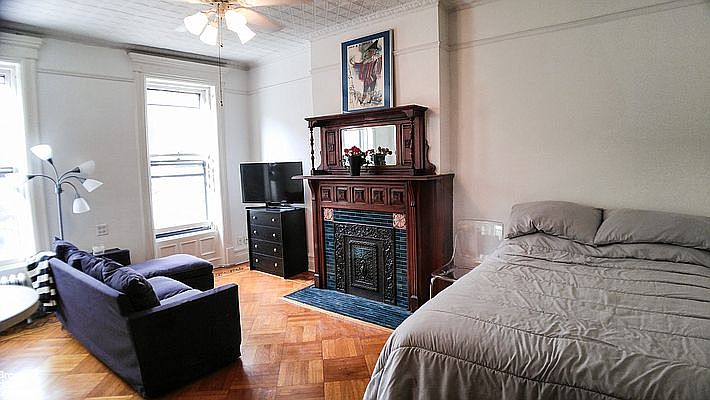 1st image of 560 2nd St #2R