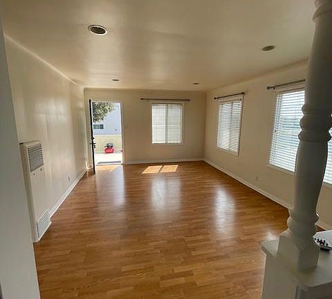 Large and bright living room