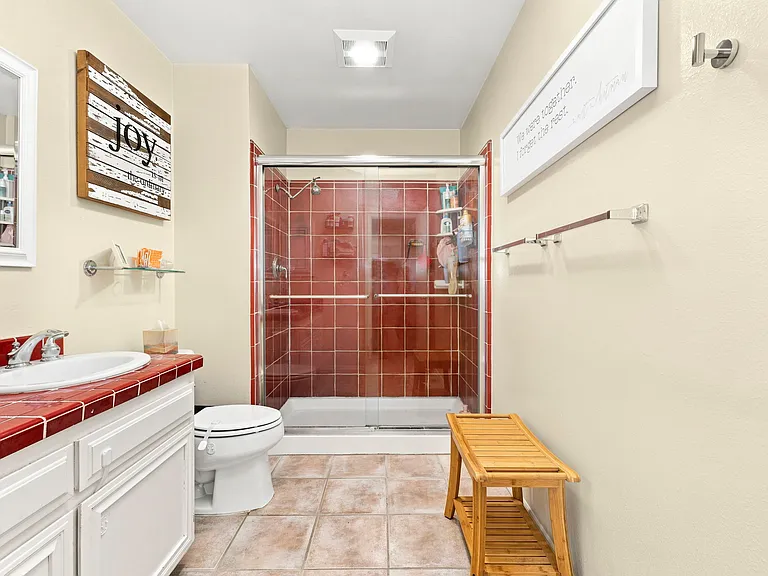 4650 W Point Loma Blvd #302 — Photo 34