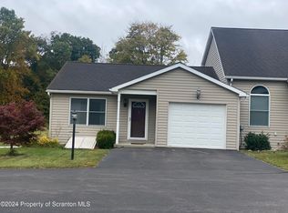 106 Lexington Dr UNIT 4, Factoryville, PA 18419