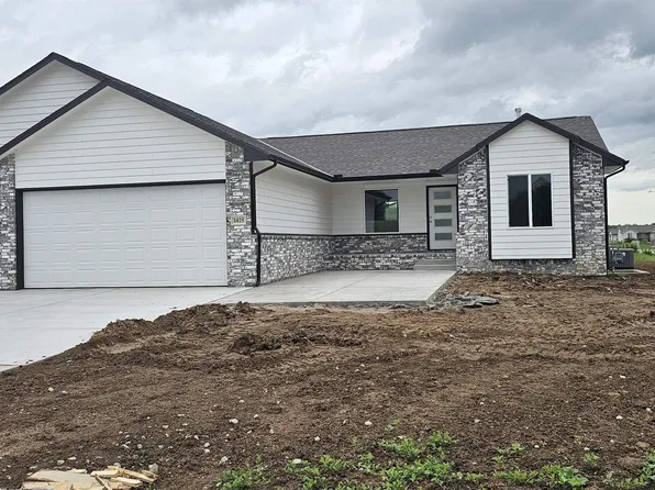 1825 S Herrington St, Wichita, KS 67207