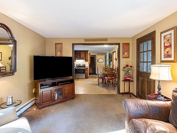 4th image of 25 Templewood Dr