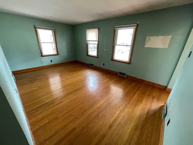 325 Webbmont Cir — Photo 5