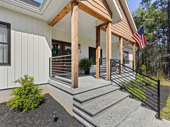 2nd image of 20 Fern Hill Ln