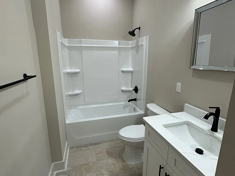 99 Devlieg Ave — Photo 10