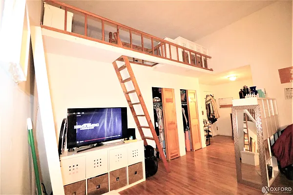 Rented by Oxford Property Group | media 5