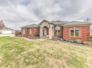 6226 Moser Knob Rd, Floyds Knobs, IN 47119