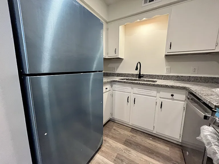 108 Bonnabrook Dr #206 — Photo 4