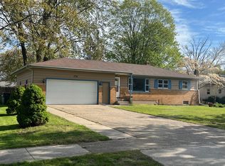 1734 Lawnel Ave, Norton Shores, MI 49441