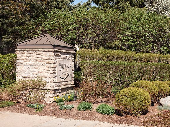 4th image of 161 Burwyck Park Dr