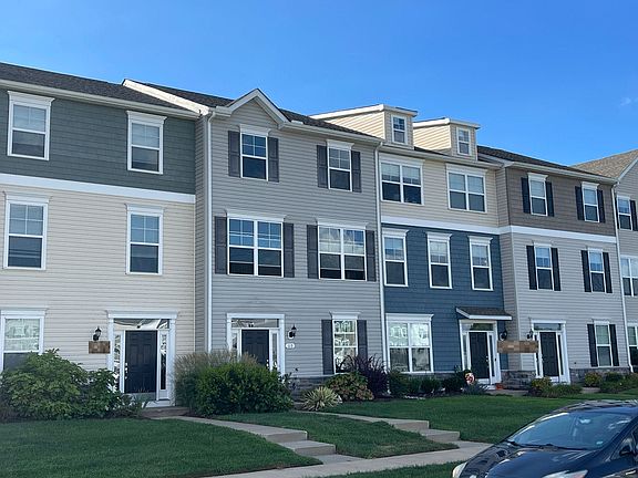 3rd image of 113 Cecilia Carey Ln #D24