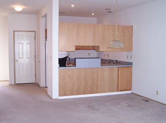 2nd image of 2305 NE Holliday Ave APT 1