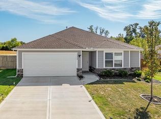 21743 Franklin St, Spring Hill, KS 66083