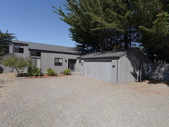 3rd image of 41739 Leeward Road