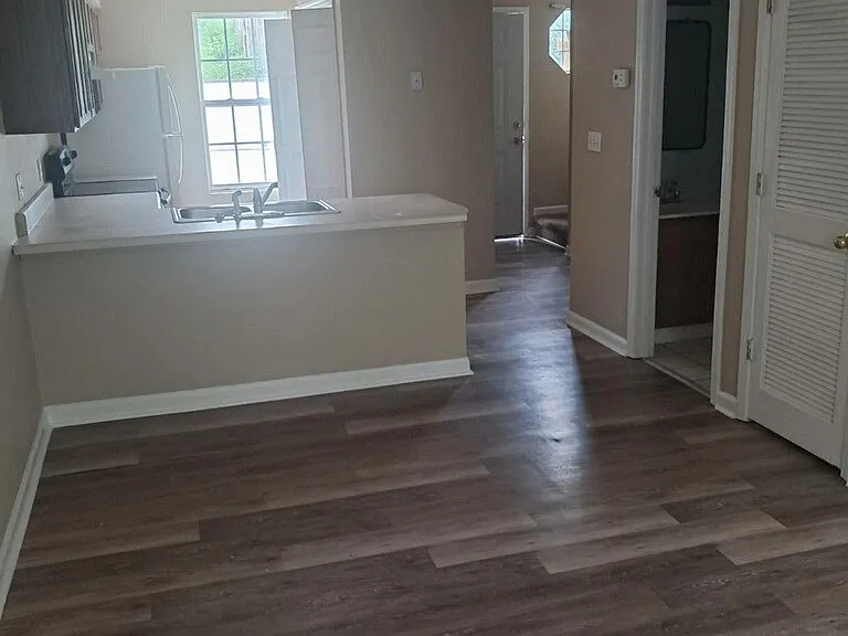 638 Catawba Ave #638 — Photo 2