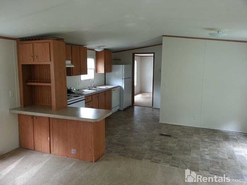 2nd image of 386 Stone Hill Dr
