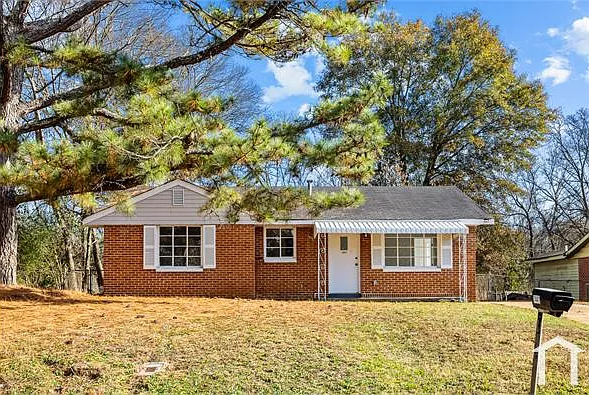 3 bed, 1319 sqft, $1,275 — Photo 3