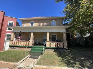 103 Union St, Hinton, WV 25951
