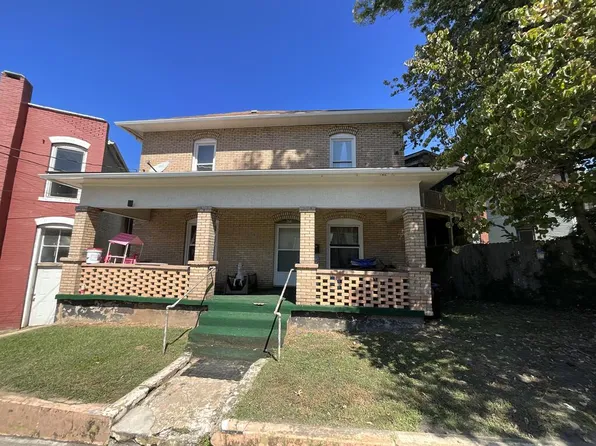 103 Union St, Hinton, WV 25951