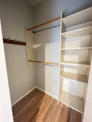 Rented by REAL New York | media 7